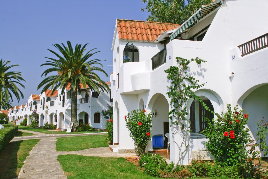 Son Bou Apartments Buitenkant foto